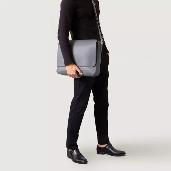 The Carismatico Grey Leather Messenger Bag