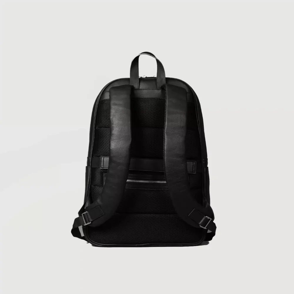 The Philos Black Leather Backpack Gallery 2