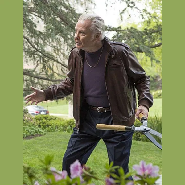 Jon Voight TV Series Outfit