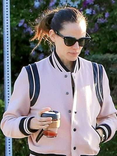 Jennifer-Garner-Varsity-Pink-Leather-Jacket-400x533