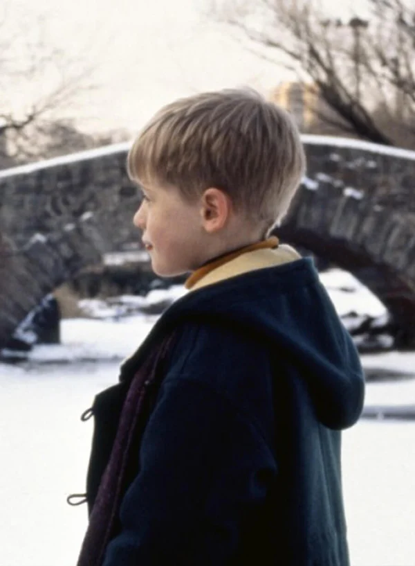 kevin-mccallister-home-alone-2-lost-in-new-york-blue-jacket-men