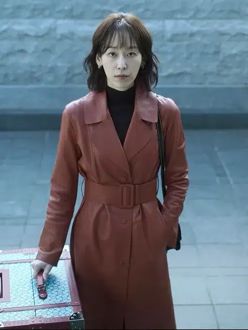 The Trunk Seo Hyeon-jin Leather Coat